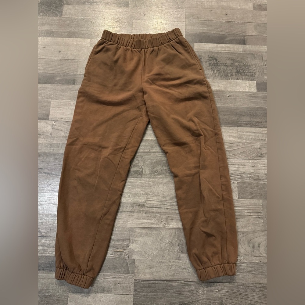 Brandy Melville Brown Jogger Pants